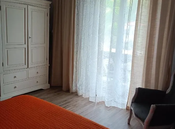 Deco & Retro *